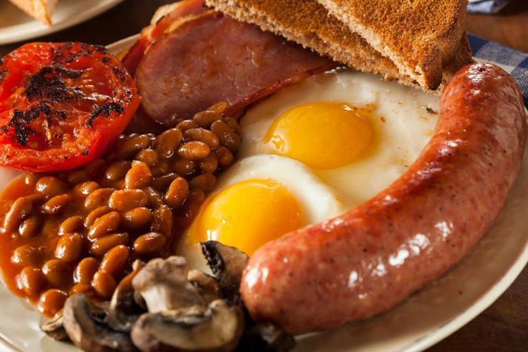 American woman tries cooked breakfast - but there's one part she can't ...