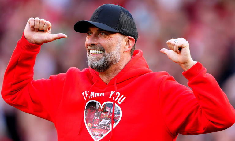 Klopp is back at Liverpool! Boss teams up with Dalglish to take charge ...
