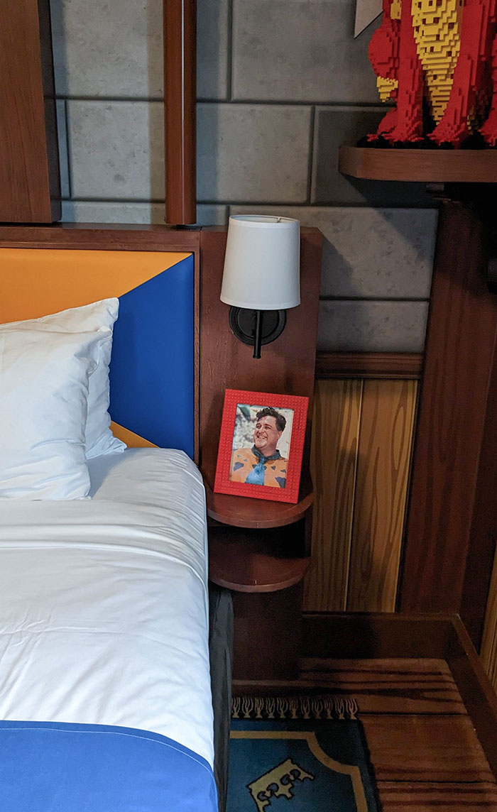 49 Times People Spotted Such Creative Solutions At Their Hotels, They Just Had To Share