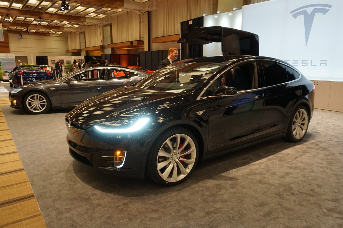 Tesla ending Model S and X production in favor of robots