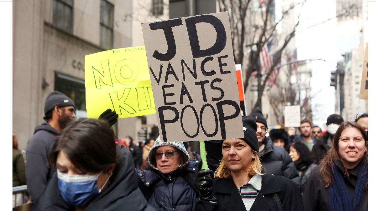 Americans were furious at Vance’s comments about Sen. Duckworth. (ZUMAPRESS.com/MEGA)