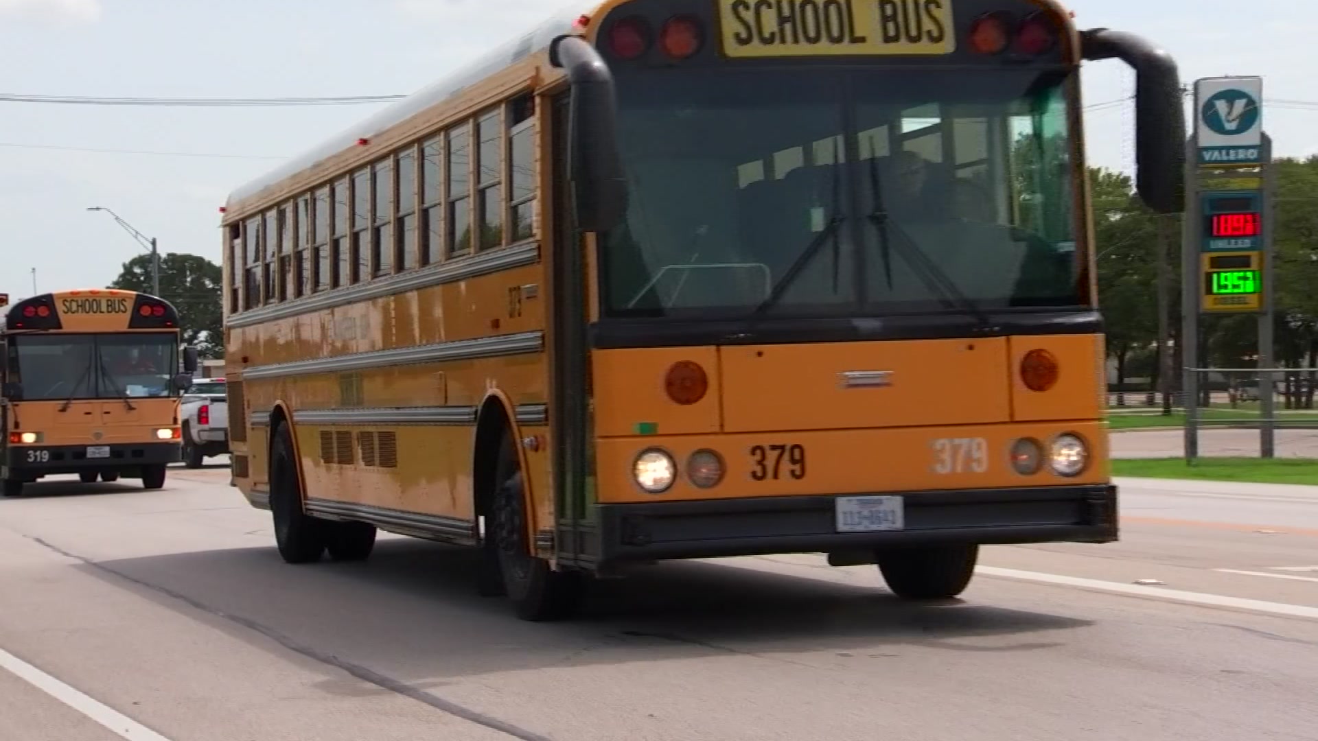 North Texas school districts announce Thursday closures due to road ...
