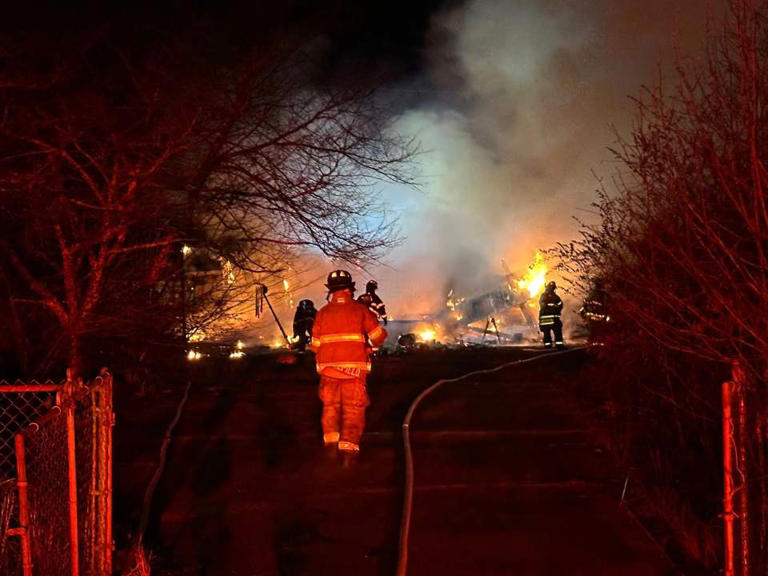 Photos: Fire crews respond to overnight fire in Anderson Co.