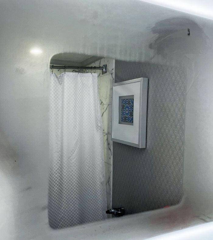 49 Times People Spotted Such Creative Solutions At Their Hotels, They Just Had To Share