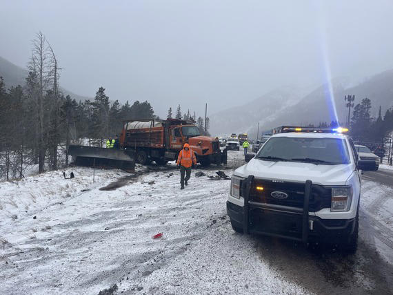 One dead after multi-car crash on I-70 with plow and van carrying ...