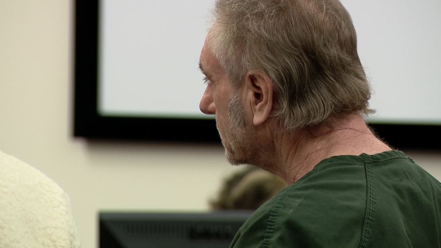 Man sentenced for threats outside Trump rally: 'Worst joke attempt in ...