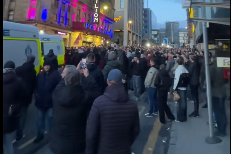 Huge police response in Glasgow city centre as football fans gather ...