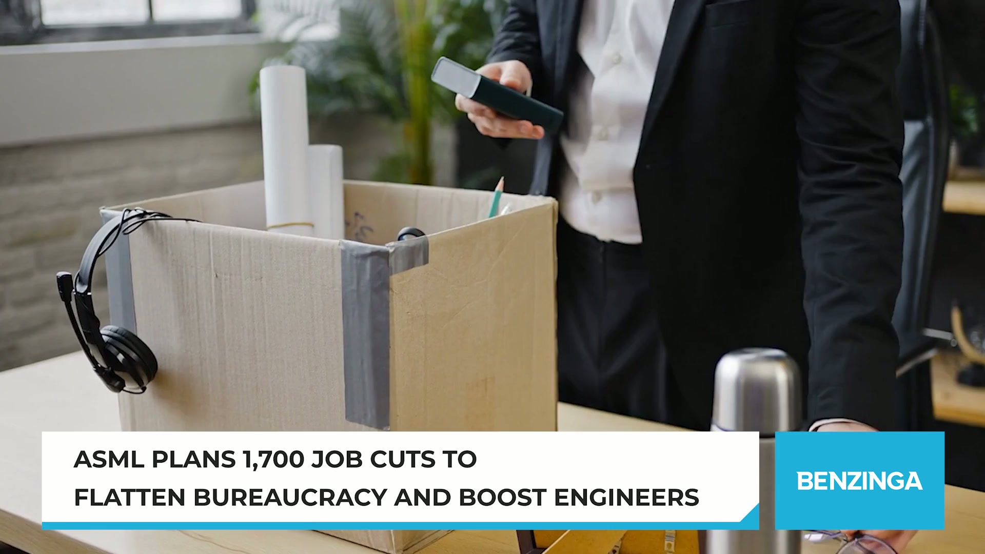 ASML cuts 1,700 jobs
