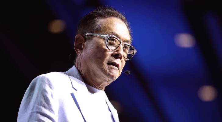 Robert Kiyosaki warns ‘biggest crash in history starting.’ Alarmist or the real deal? How to keep your money safe
