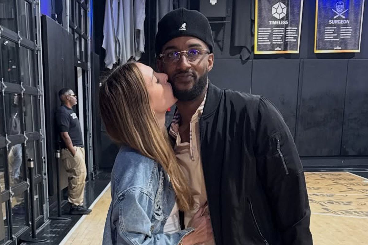 Hakeem Moulton, exalumno de Bachelor in Paradise, dice que conoce la talla de anillo de su novia Mónica y planea proponerle matrimonio.