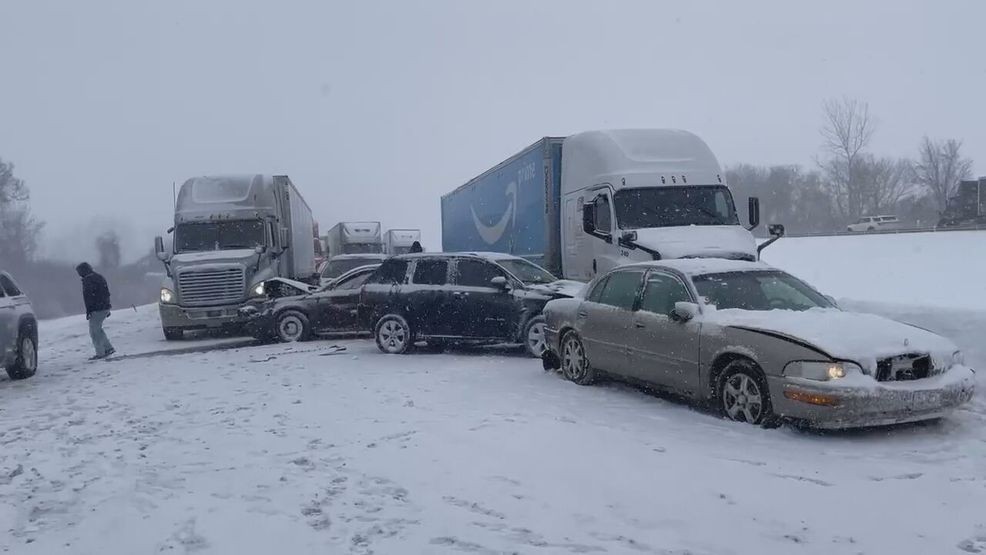 At least 25 vehicles involved in crash that closed portion of Thruway ...
