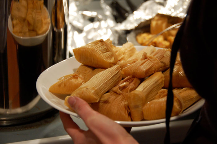 35 Times Someone Brought Something Random To A Party That Ended Up Making It More Interesting