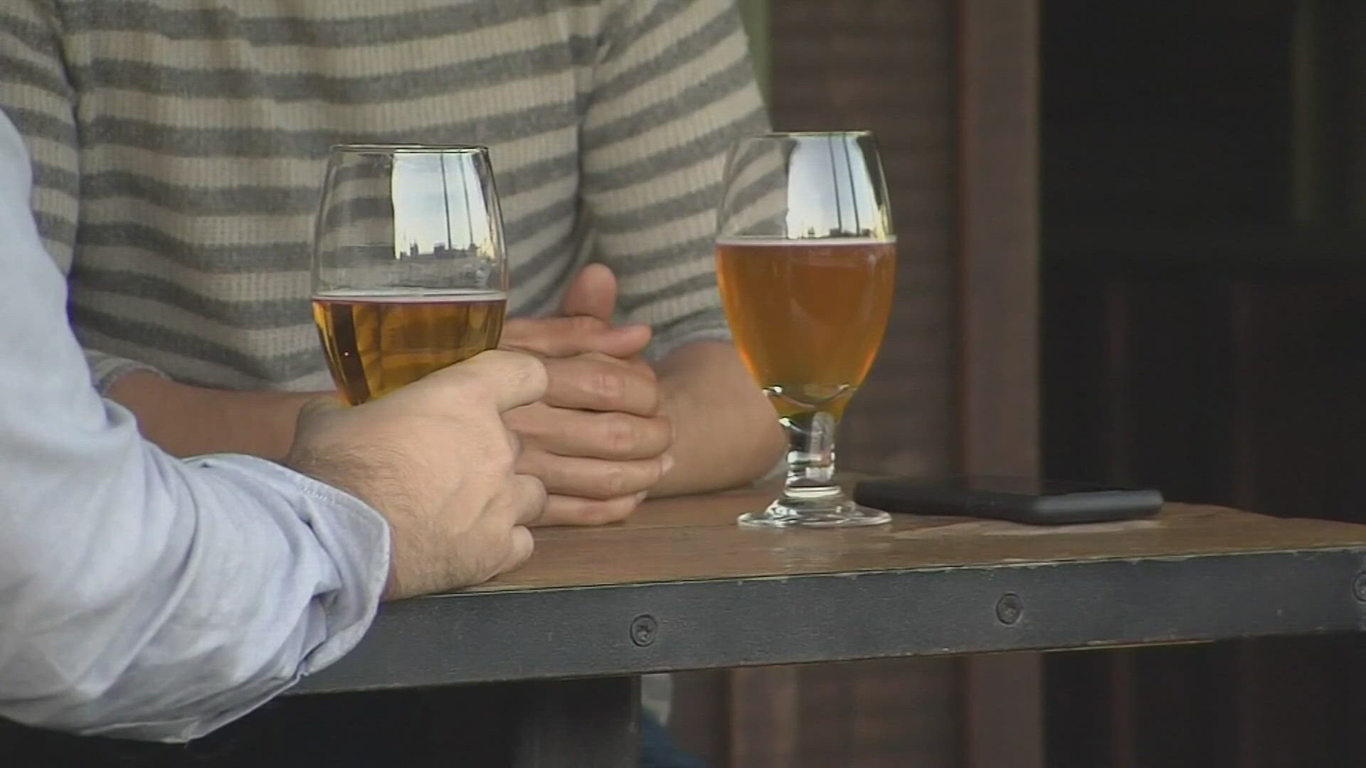 Can alcohol help reduce loneliness?