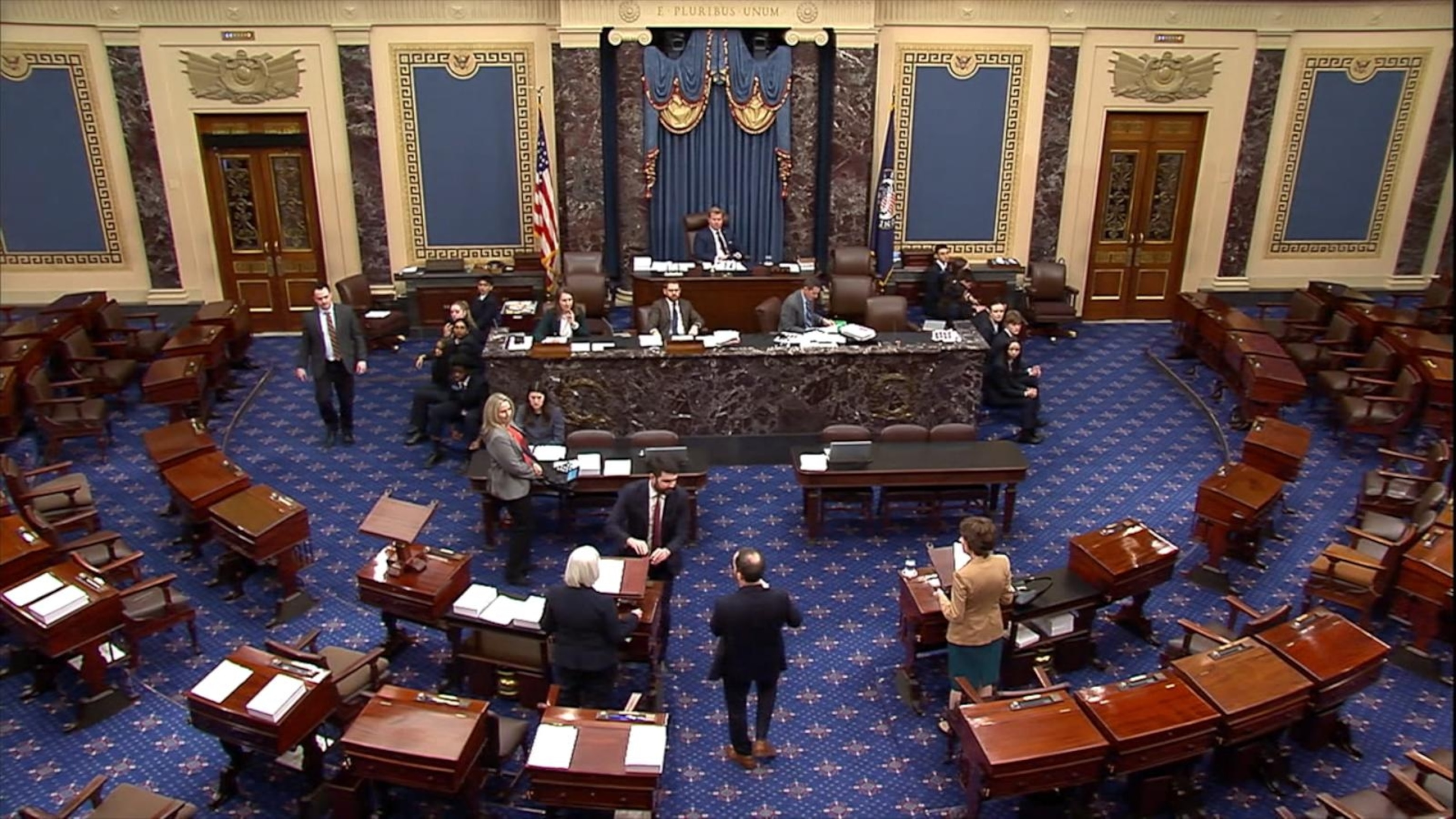 Senate fails to advance funding package
