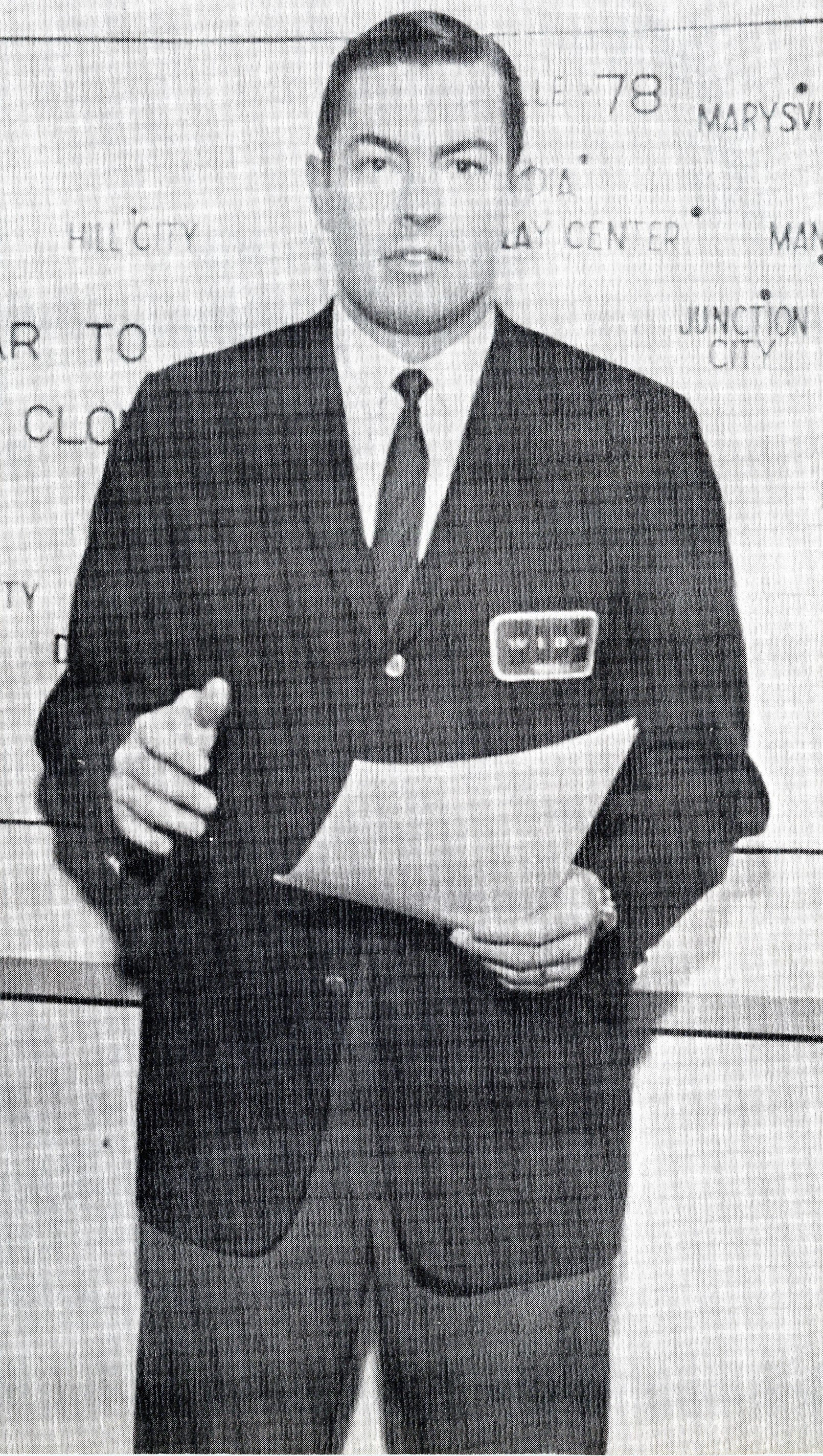 Legendary television journalist and anchorman Bill Kurtis writes memoir ...