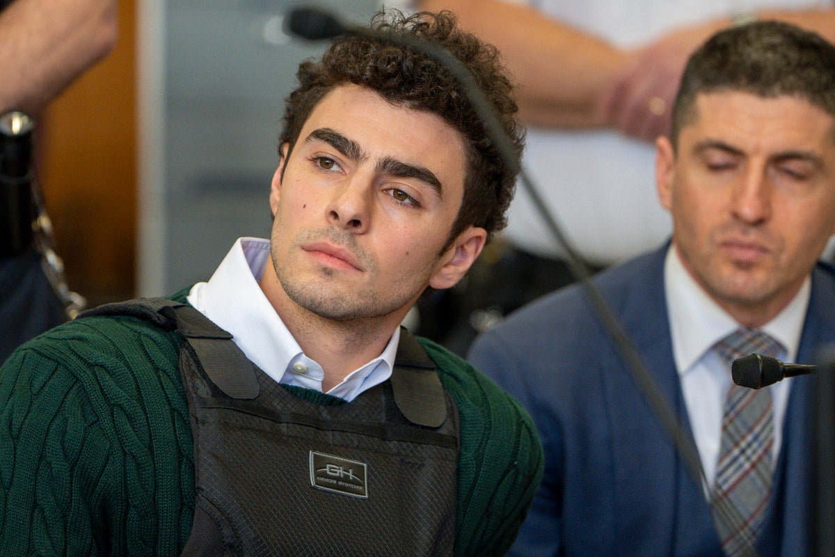 Man posed as FBI agent to free Luigi Mangione from jail, police say