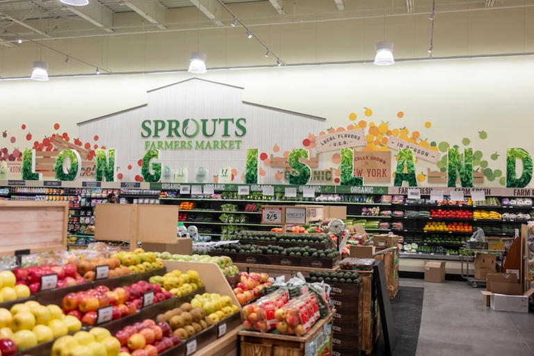 Sprouts Farmers Market plans new stores in Smithtown and Levittown