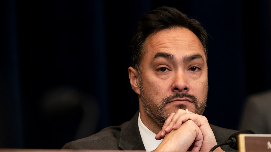 House Democrat: ‘Extremely unusual’ Gabbard would be present at Fulton County operation<br><br>