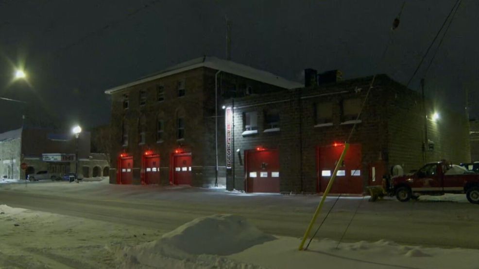 Medina leaders weigh selling new $1.7M ladder truck that won't fit in ...
