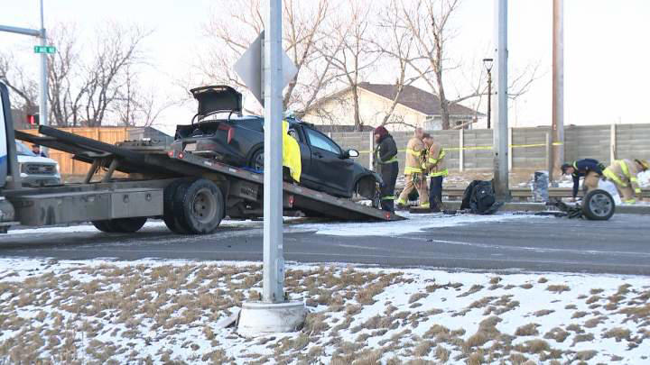 Calgary police investigate fatal crash on Barlow Trail