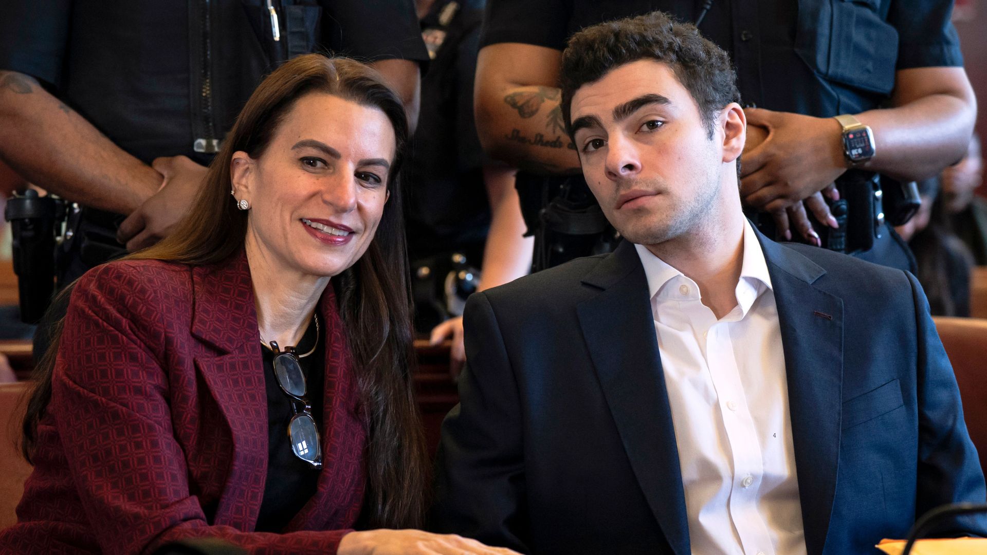 Man charged with trying to break Luigi Mangione out of prison with pizza cutter<br>