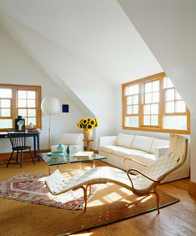 Designers say these 6 trends make your living room way smaller