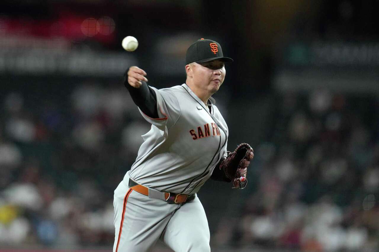 Houston Astros acquire right-handed pitcher Kai-Wei Teng in trade with ...