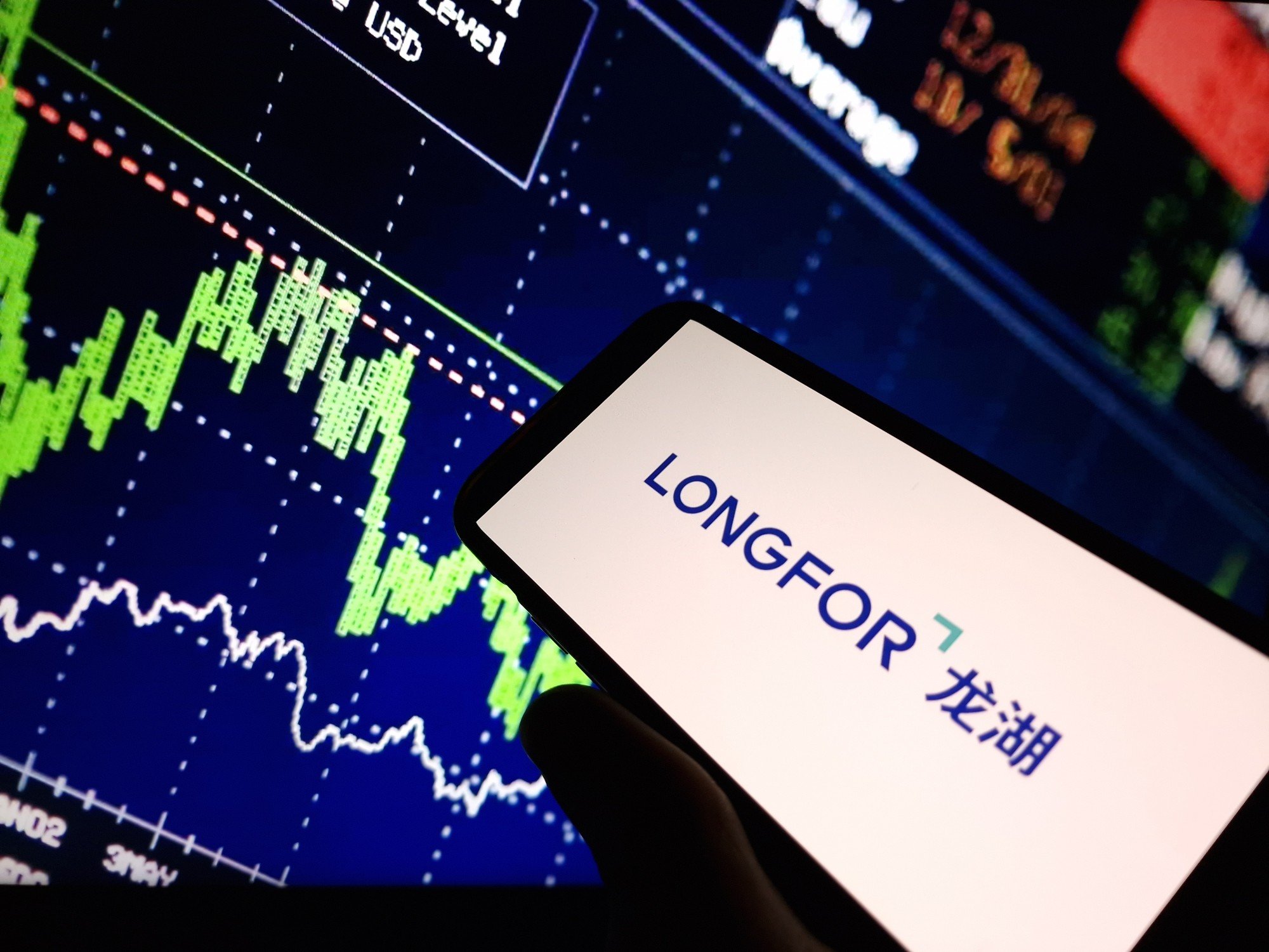 Hong Kong stocks rise for seventh day, briefly cross 28,000 mark