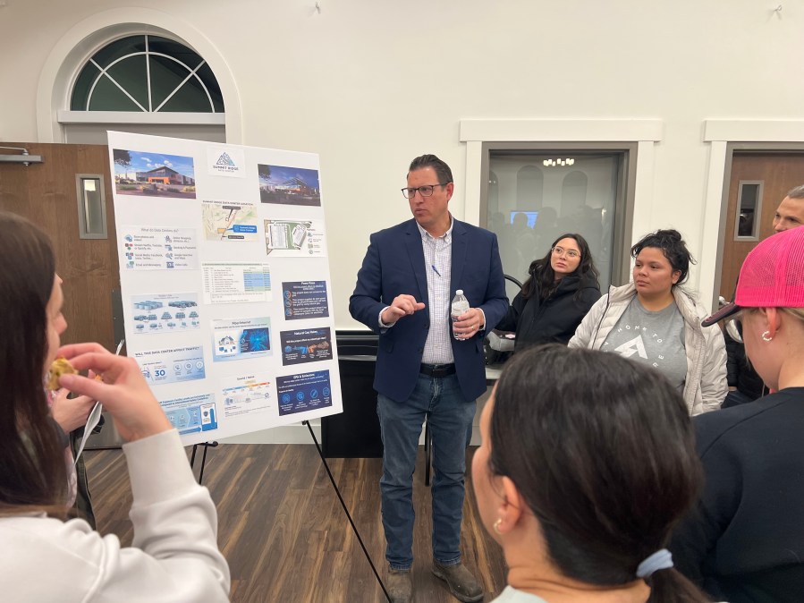Open house held for Santaquin data center; some residents feel blindsided<br><br>