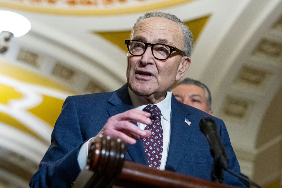 Senate vote on budget deal stalled as government shutdown looms