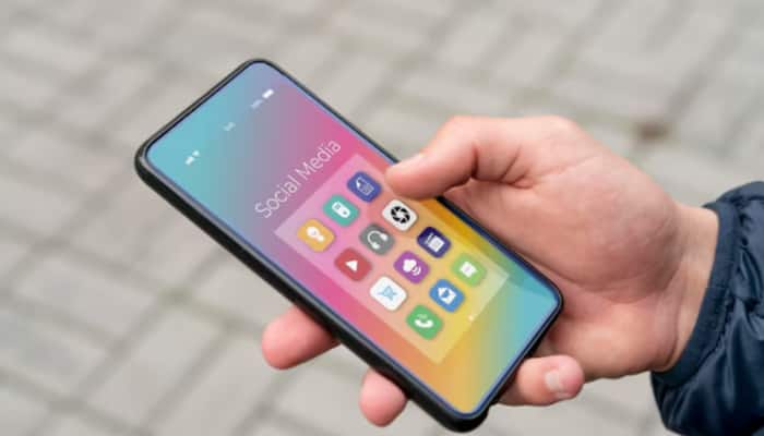4 Best Smartphones with Power Performance Camera and Battery