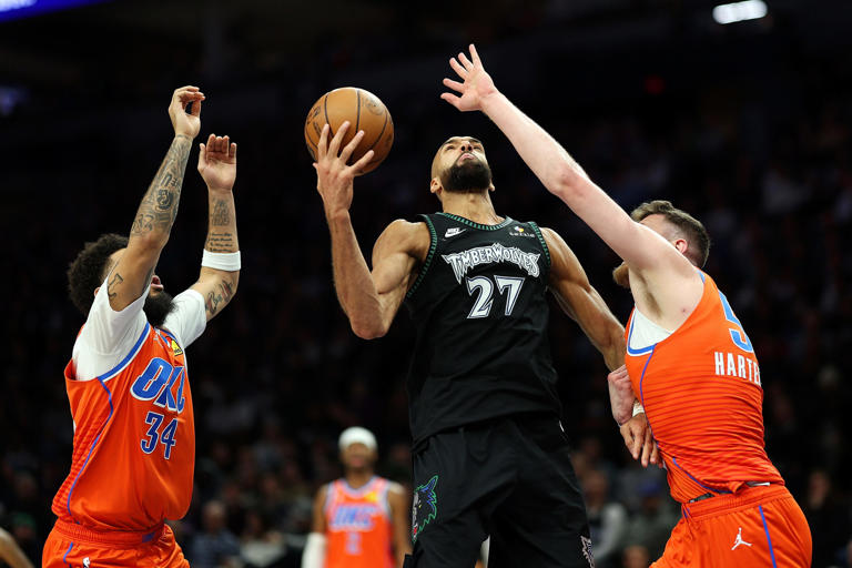 Photos: Best images from Thunder's 123-111 loss to Timberwolves
