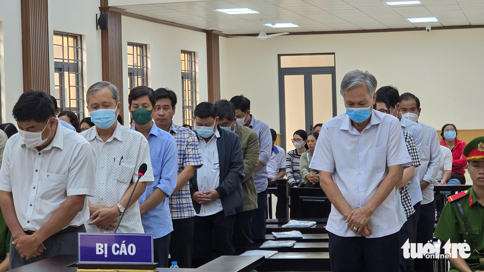 Đề nghị phạt 2-3 năm tù treo với 3 cựu phó chủ tịch Long Xuyên