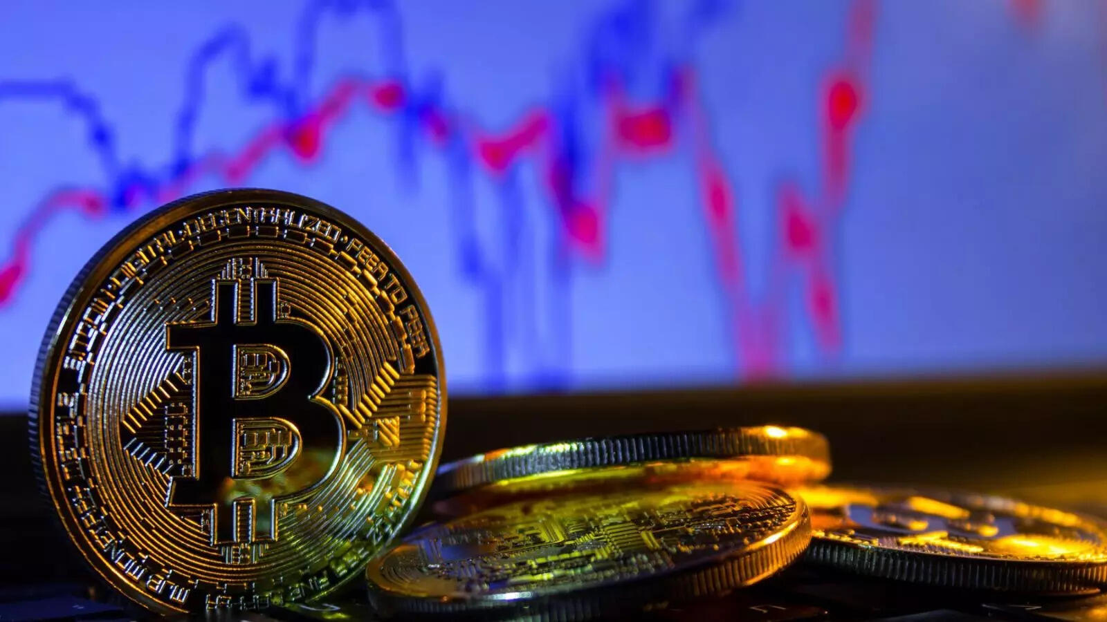 Bitcoin slips to 2-month low as Fed chair speculation hits risky assets