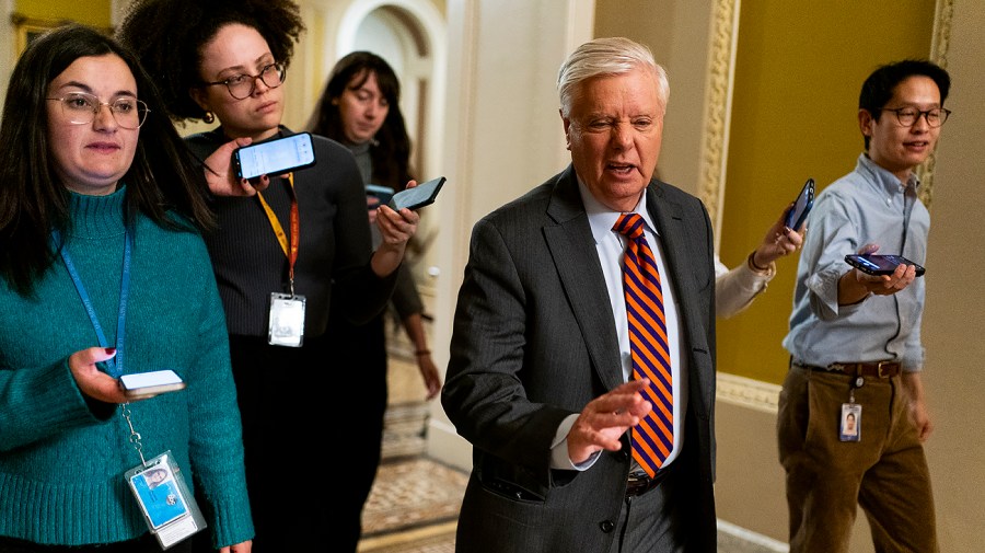 Senate shutdown deal stalls over Graham objection<br><br>