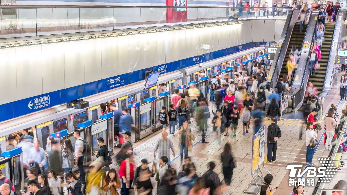 捷運禁飲食卻「出現餐車」! 網友神比喻笑翻眾人：好有道理
