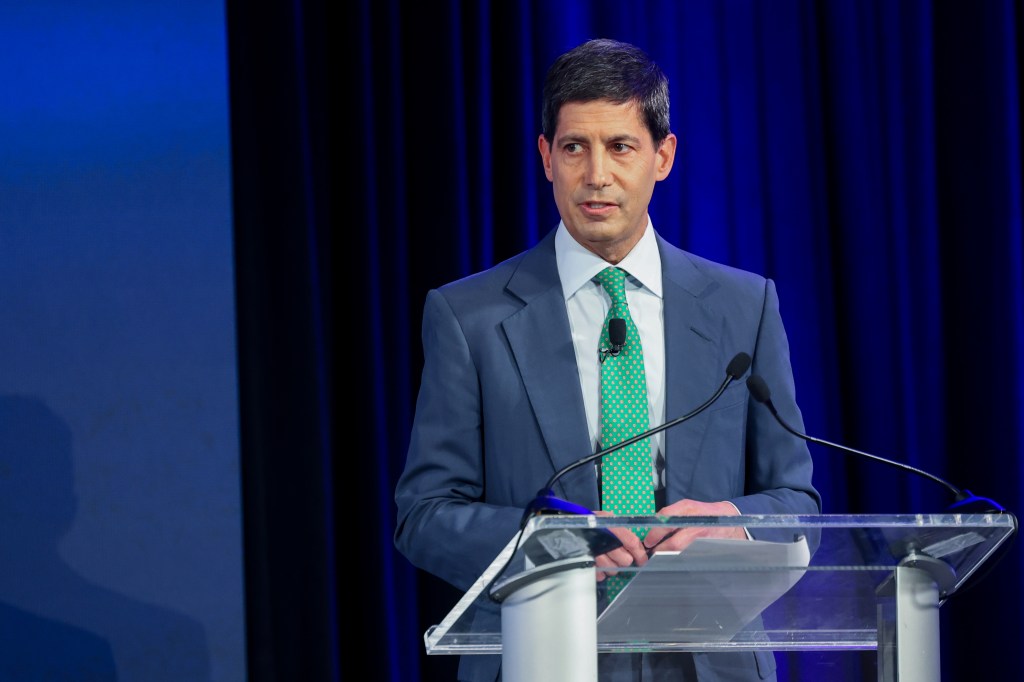 President Donald Trump announces Kevin Warsh as pick to be next Fed chair
