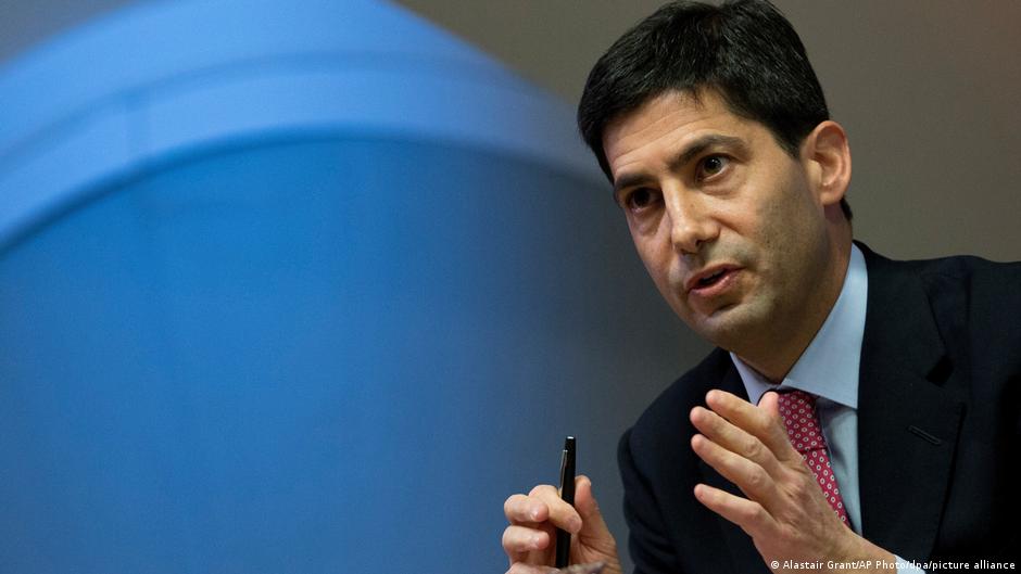 Trump nomina al exgobernador Kevin Warsh como presidente de la Reserva ...