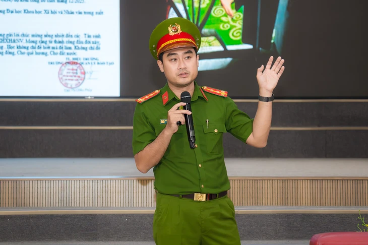 Công an TP.HCM: Tuyên truyền chống 'bắt cóc online' bằng kịch bản, vụ việc thật