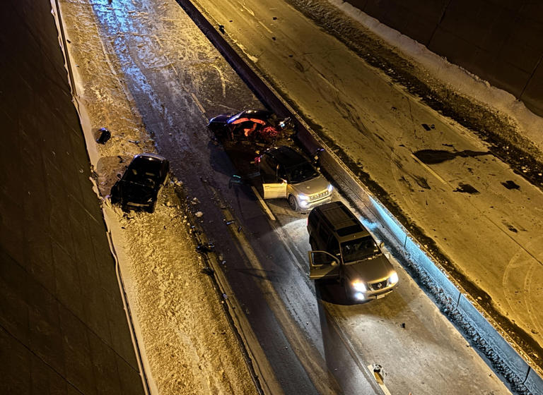 1 dead, 3 injured after multi-car crash on Roosevelt Boulevard