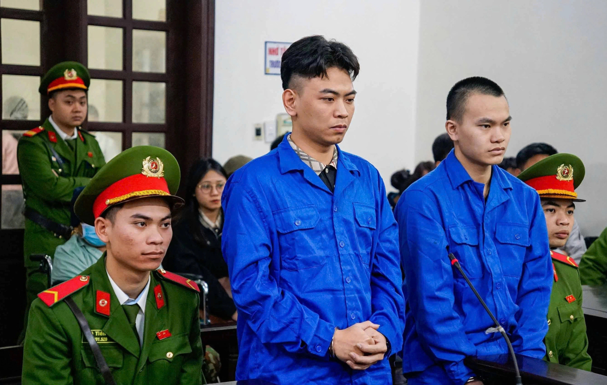 'Tổng tài' bị tuyên 2 năm tù trong vụ giơ tay chỉ đạo đánh người