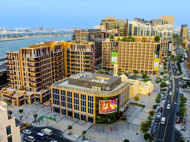 The proposed Gold Street is part of Dubai's new Gold District, which will feature more than 1,000 retailers across gold, jewellery, perfumery, cosmetics and lifestyle sectors