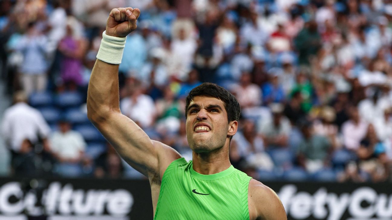 Australian Open live: Clutch Alcaraz makes history, prevails in five-set marathon<br>