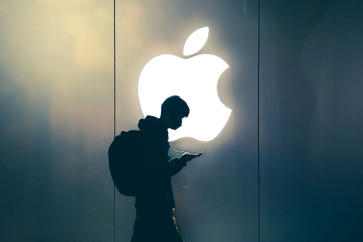 Apple Just Spent $2 Billion on a Secretive Israeli AI Startup That Can Interpret Silent Speech Through Facial Expressions