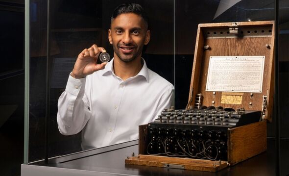Royal Mint sets Brits punishingly hard £28k gold bar code breaker challenge