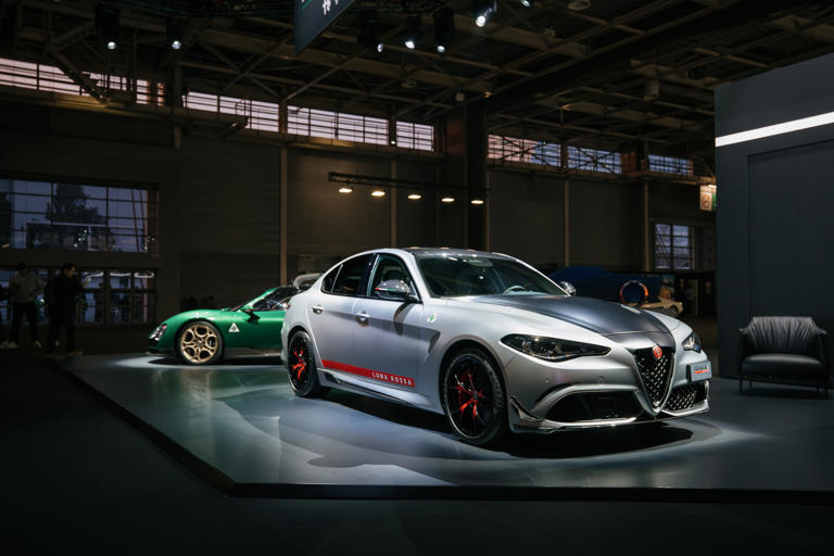 Alfa Romeo e Maserati debuttano a Retromobile con Bottegafuoriserie