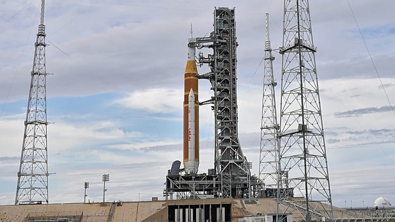 Troppo freddo al sito di lancio, la NASA rinvia il volo verso la luna ...