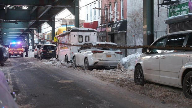 Cables fall from Brooklyn elevated subway tracks onto cars below