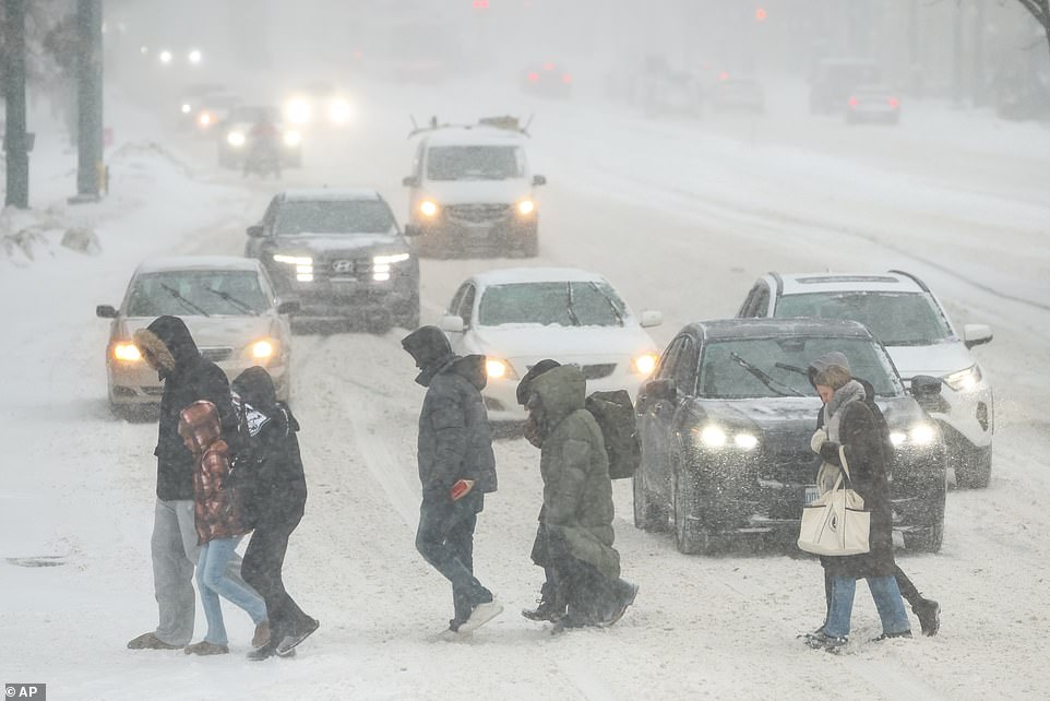 Winter storm is forming off the US East Coast