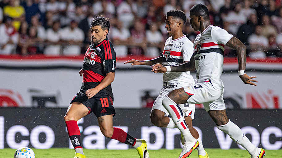 Arboleda em ação contra o Flamengo | Sports Press Photo/GettyImages